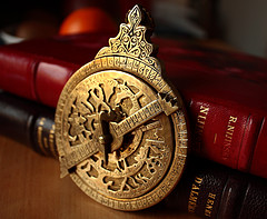 islamic-astrolabe.jpg w=570